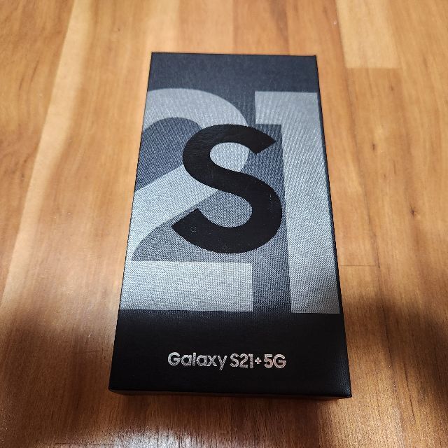 Galaxy(ギャラクシー)のGalaxy S21 ＋ 5G 本体 アメリカ simフリー版 スマホ/家電/カメラのスマートフォン/携帯電話(スマートフォン本体)の商品写真