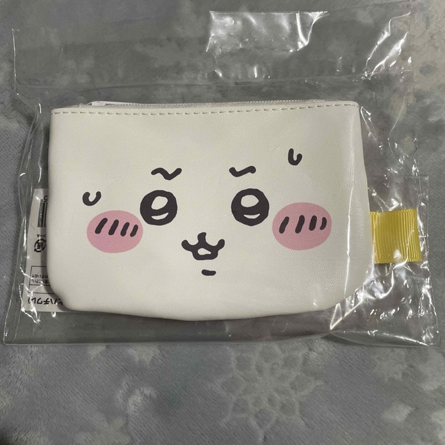 ちいかわ ポーチ 新品 エンタメ/ホビーのおもちゃ/ぬいぐるみ(キャラクターグッズ)の商品写真