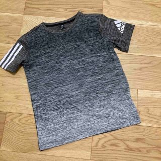 アディダス(adidas)のアディダスTシャツ♡150(Tシャツ/カットソー)