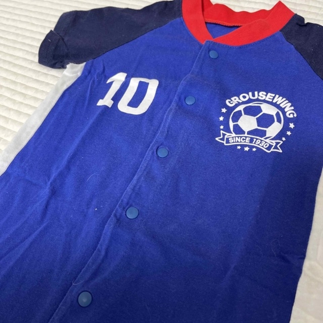 西松屋(ニシマツヤ)のサッカーユニホーム ロンパース キッズ/ベビー/マタニティのベビー服(~85cm)(ロンパース)の商品写真
