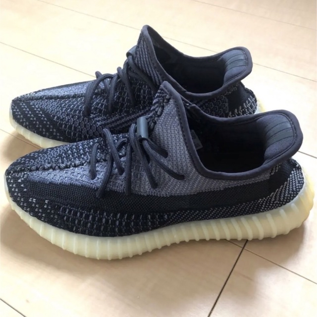 YEEZY（adidas）(イージー)のアディダス　イージーブースト メンズの靴/シューズ(スニーカー)の商品写真