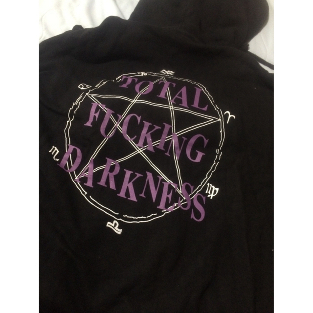 ヴェトモン VETEMENTS TFD パーカー - パーカー ヴェトモン VETEMENTS TFD パーカー - パーカー