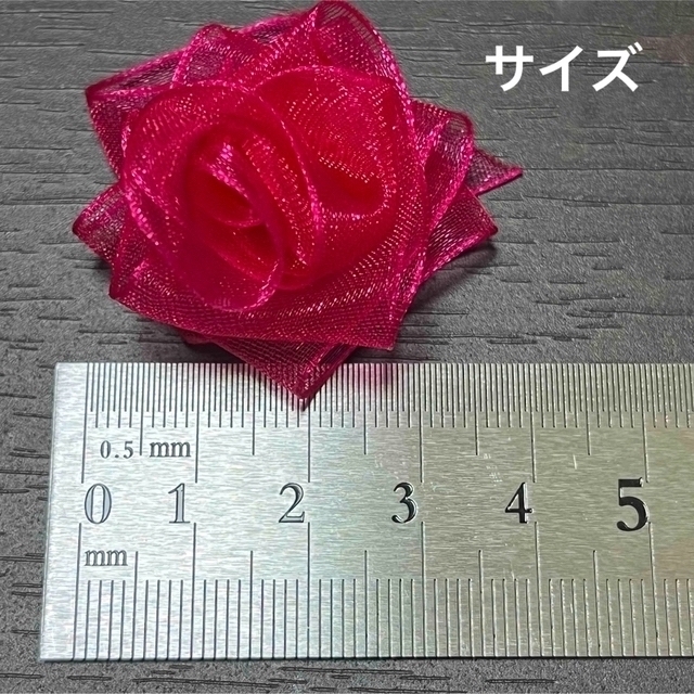 🌹薔薇花リボン10個セット箱入り ハンドメイドの素材/材料(各種パーツ)の商品写真