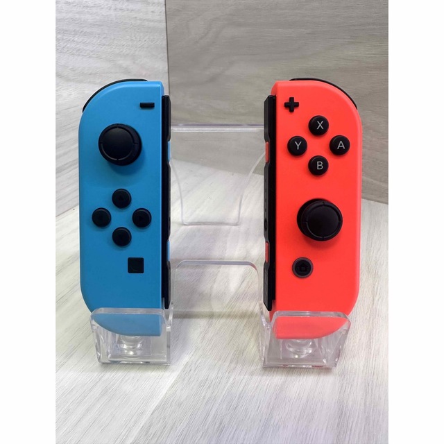 準美品！おまけ付き！完全品ですぐに遊べるNintendo Switch本体一式