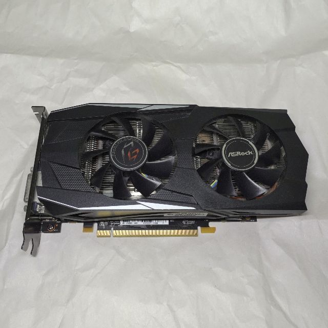 中古 グラボ ASROCK RX570 4G スマホ/家電/カメラのPC/タブレット(PCパーツ)の商品写真