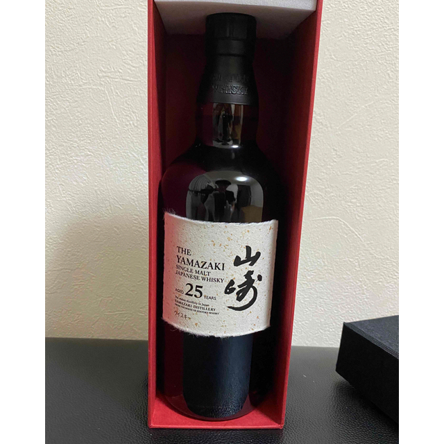 サントリー山崎25年 700ml