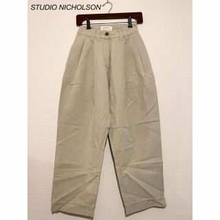 スタジオニコルソン(STUDIO NICHOLSON)のSTUDIO NICHOLSON BAG PANTS D リネンパンツ(カジュアルパンツ)