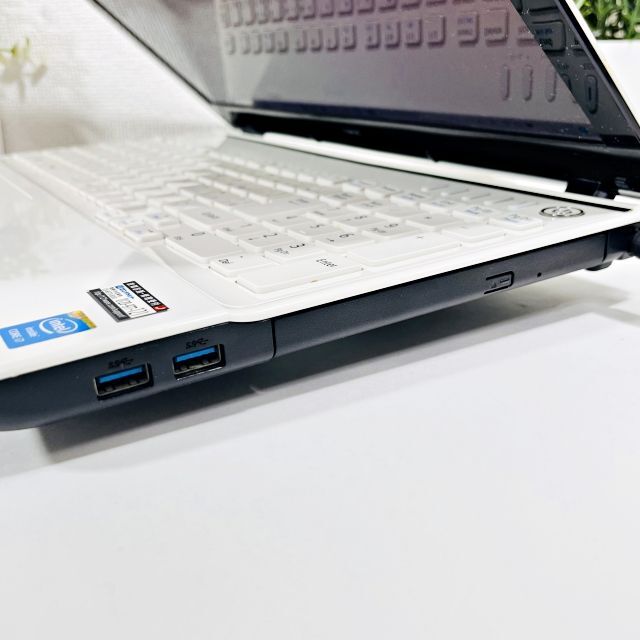 メール便対応! A18【Core i7】新品SSD1TB✨メモリ16GB✨カメラ