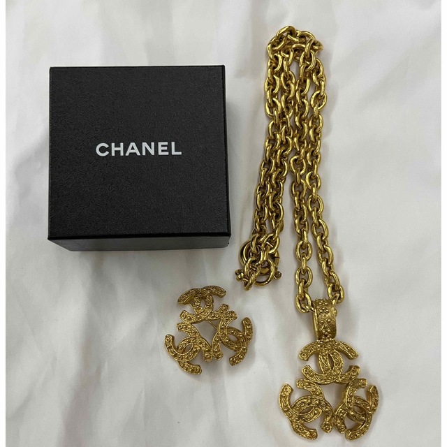 CHANEL - CHANEL シャネルゴールドネックレス&ブローチセットの通販 by