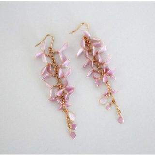 藤の花ピアス_薄紫ピンク■ハンドメイド■(ピアス)