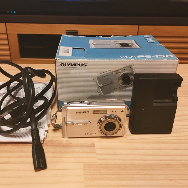 OLYMPUS コンパクトデジタルカメラ CAMEDIA FE FE-150