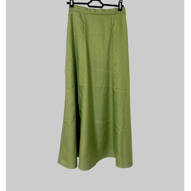 FRAY I.D(フレイアイディー)の【新品未開封】FRAY I.D グリーン　スカート レディースのスカート(ロングスカート)の商品写真