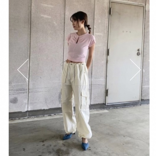 SLY(スライ)の即完売☆ MICHI x SLY ADJUST WAIST W CARGO☆白 レディースのパンツ(ワークパンツ/カーゴパンツ)の商品写真