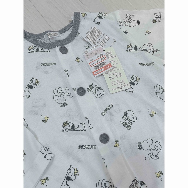 SNOOPY(スヌーピー)のSNOOPY スヌーピー　キッズ　ベビー　パジャマ　新品 上下セット キッズ/ベビー/マタニティのキッズ服男の子用(90cm~)(パジャマ)の商品写真