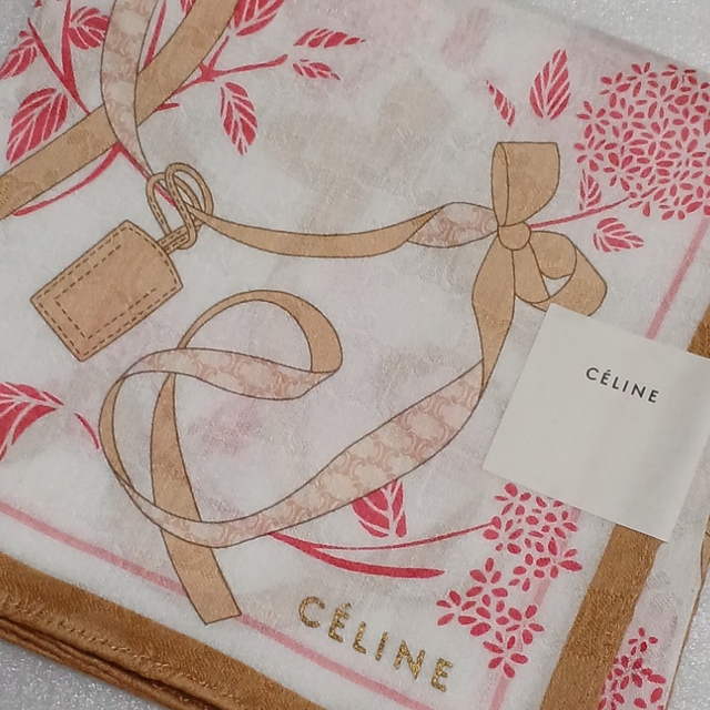 celine - 値下げ📌セリーヌ☆大判ハンカチ🎀の通販 by りん's shop ...