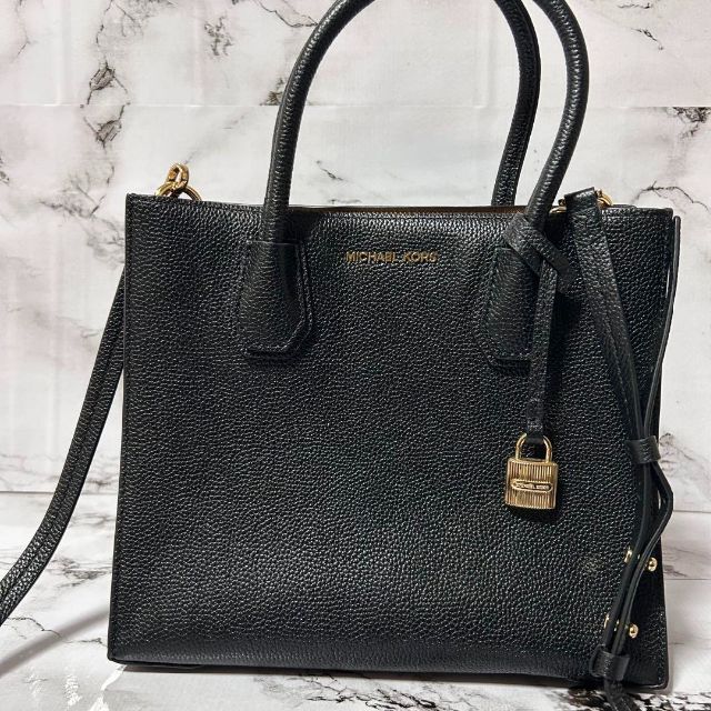 Michael Kors   極美品 マイケルコースショルダーバッグ 2way シボ