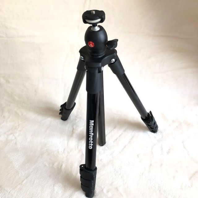 Manfrotto(マンフロット)のManfrotto マンフロット コンパクトライト カメラ用 三脚 スマホ/家電/カメラのカメラ(その他)の商品写真