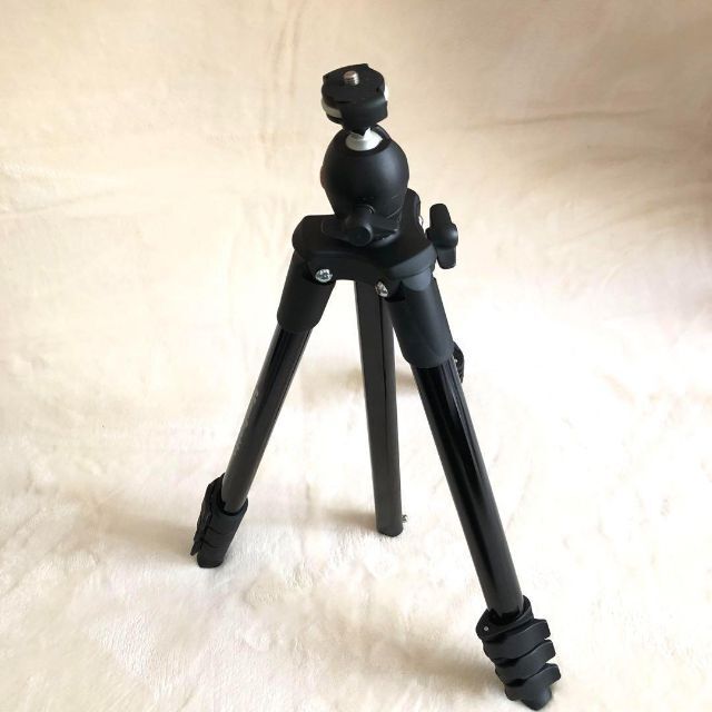 Manfrotto(マンフロット)のManfrotto マンフロット コンパクトライト カメラ用 三脚 スマホ/家電/カメラのカメラ(その他)の商品写真