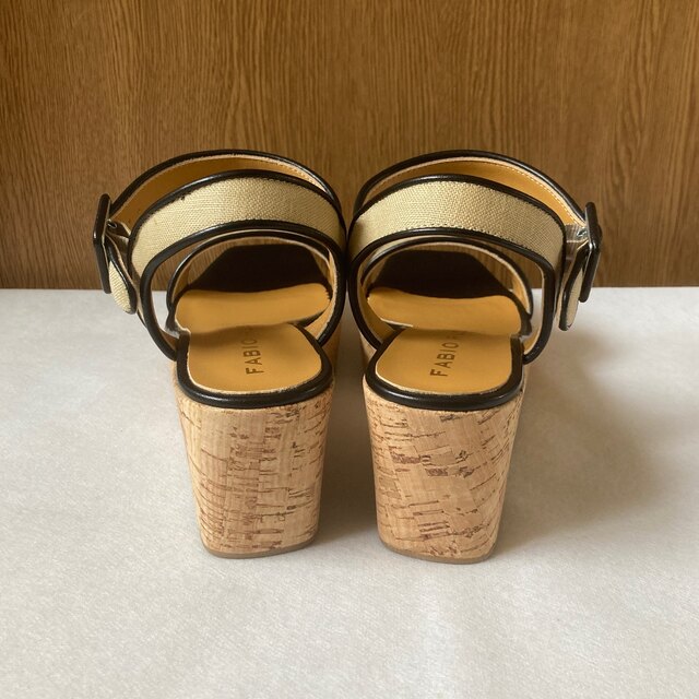 FABIO RUSCONI(ファビオルスコーニ)の新品 ファビオルスコーニ サンダル レディースの靴/シューズ(サンダル)の商品写真