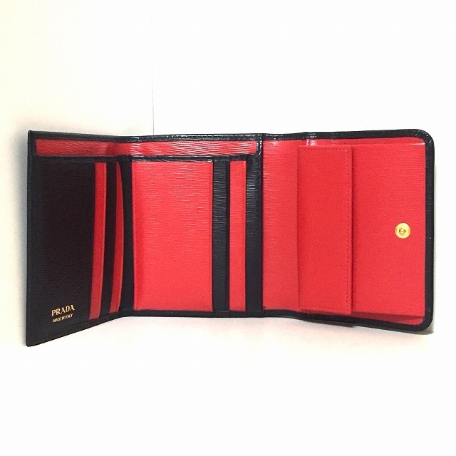 PRADA(プラダ) 3つ折り財布 - 黒 レザー