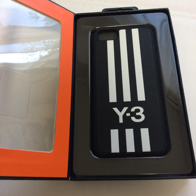 Y-3(ワイスリー)の新品★Y-3★iPhone6カバー スマホ/家電/カメラのスマホアクセサリー(iPhoneケース)の商品写真