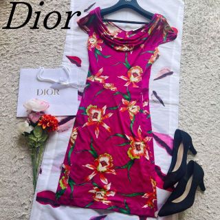 クリスチャンディオール(Christian Dior)の【美品】Christian Dior 総柄ワンピース ピンク フレンチスリーブ(ひざ丈ワンピース)