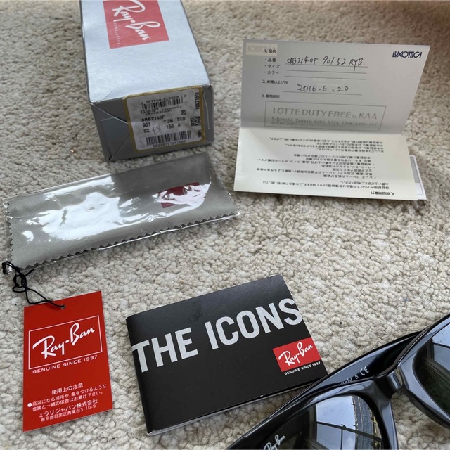 Ray-Ban(レイバン)の【美品】レイバン　ウェイファーラー　サングラス メンズのファッション小物(サングラス/メガネ)の商品写真