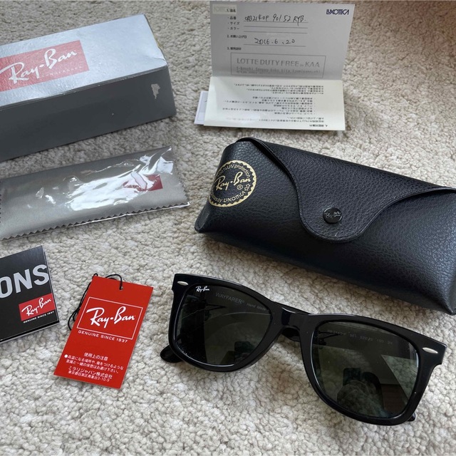 Ray-Ban(レイバン)の【美品】レイバン　ウェイファーラー　サングラス メンズのファッション小物(サングラス/メガネ)の商品写真