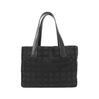 シャネル トラベルラインの通販 2,000点以上 | CHANELを買うならラクマ