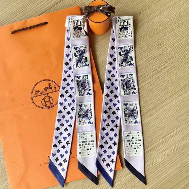 Hermes - エルメス ツイリー トランプ柄 ジュードカルド 2本セット
