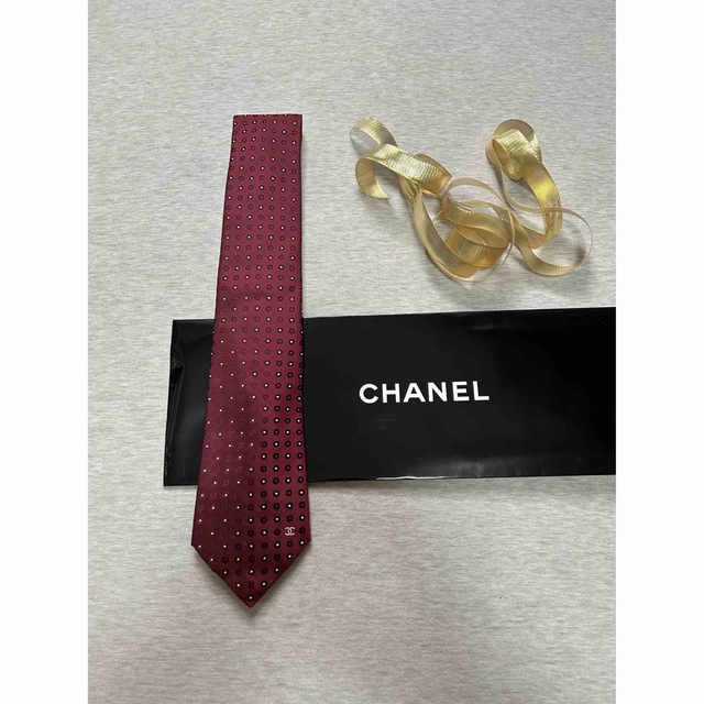 CHANEL(シャネル)の新品未使用　シャネル　ネクタイ メンズのファッション小物(ネクタイ)の商品写真