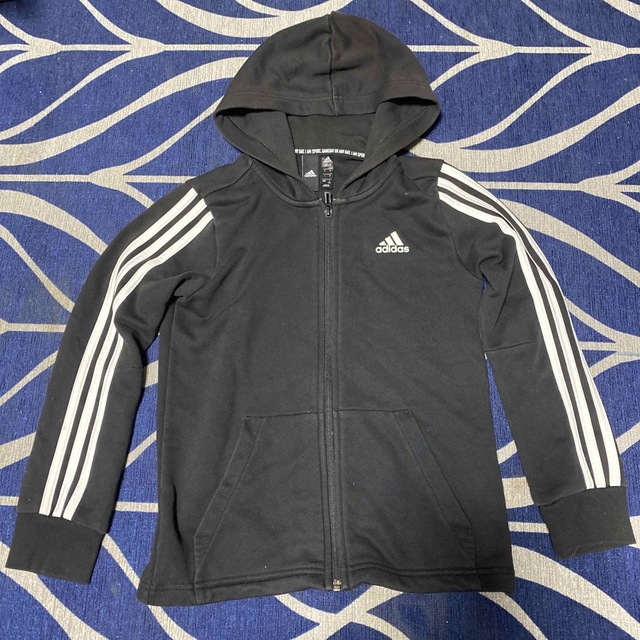 adidas - アディダス adidas ジャージ 上着 トップス 黒 140 3本線の