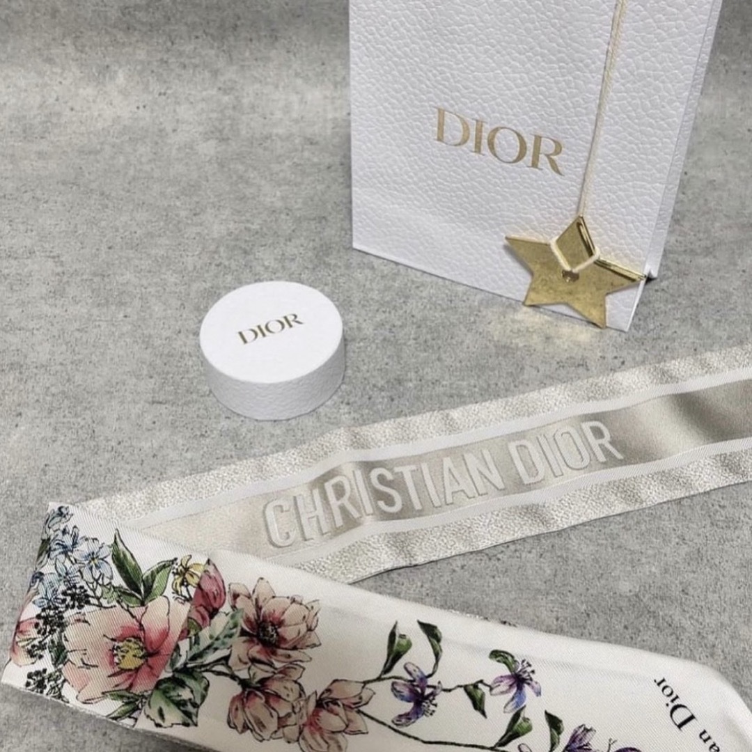 Christian Dior(クリスチャンディオール)のDior ミッツァスカーフ レディースのファッション小物(バンダナ/スカーフ)の商品写真