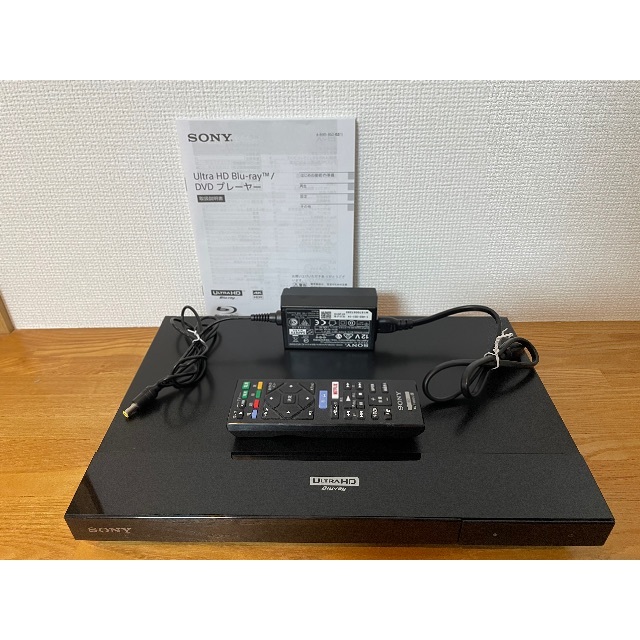 SONY(ソニー)のtaketomo様専用　SONY UBP-X700 スマホ/家電/カメラのテレビ/映像機器(ブルーレイプレイヤー)の商品写真