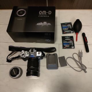 オリンパス(OLYMPUS)のOLYMPUS ミラーレス一眼カメラ OM-D E-M10 Mark 3(ミラーレス一眼)