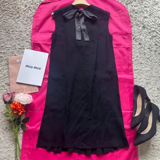 美品】MIU MIU プリーツワンピース リボン ノースリーブ 38 ブラック-