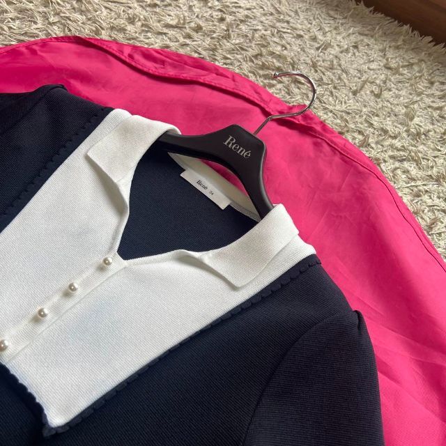 René - 【美品】Rene サマーニットワンピース 白襟 パール ネイビー 34
