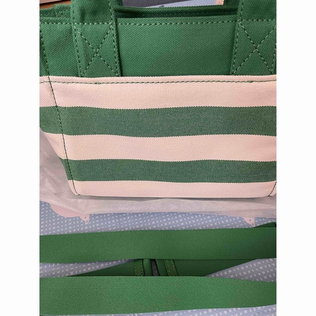 kate spade new york(ケイトスペードニューヨーク)のケイトスペードジェットニューキャンバススモールトート レディースのバッグ(トートバッグ)の商品写真