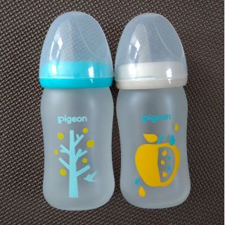 ピジョン(Pigeon)のピジョン　母乳実感哺乳びんガラス 160ml2本　シリコンコーティング(哺乳ビン)