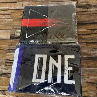 ワンオクロック(ONE OK ROCK)の【新品未開封】ONE OK  ROCK渚園タオルセット(ミュージシャン)