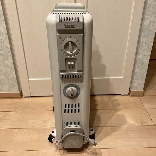 DeLonghi オイル・ラジエターヒーター H350812TNC