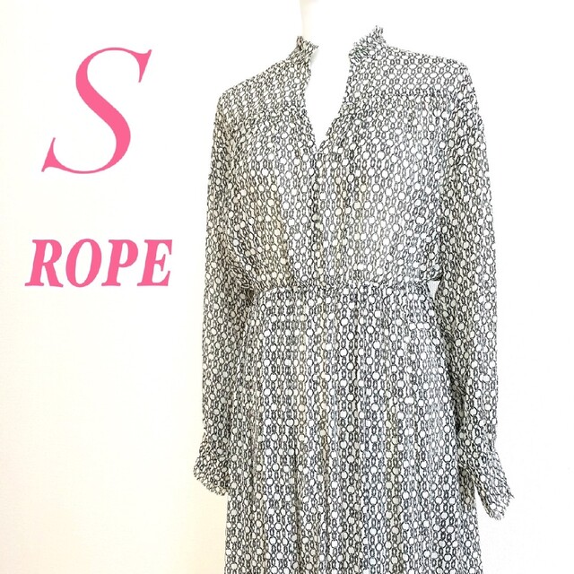 ROPE’(ロペ)のROPE ロペ S ロングワンピース 総柄 シフォン ホワイト ブラック きれい レディースのスカート(ひざ丈スカート)の商品写真