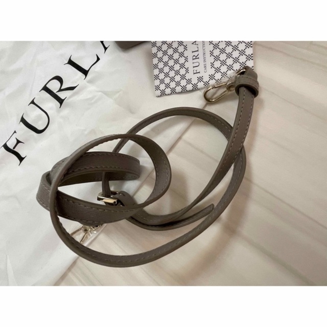 Furla(フルラ)のFURLA フルラ　トートバッグ レディースのバッグ(ハンドバッグ)の商品写真