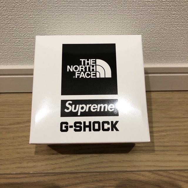 Supreme(シュプリーム)のSupreme The North Face G-SHOCK メンズの時計(腕時計(デジタル))の商品写真