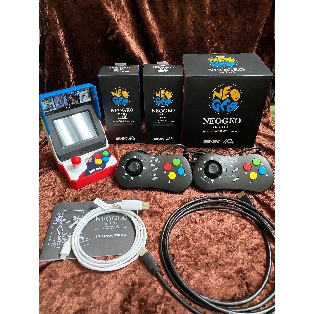 NEOGEO mini　ネオジオ ミニ　本体＋コントローラー２つ＋HDMIケーブ商品サイズ