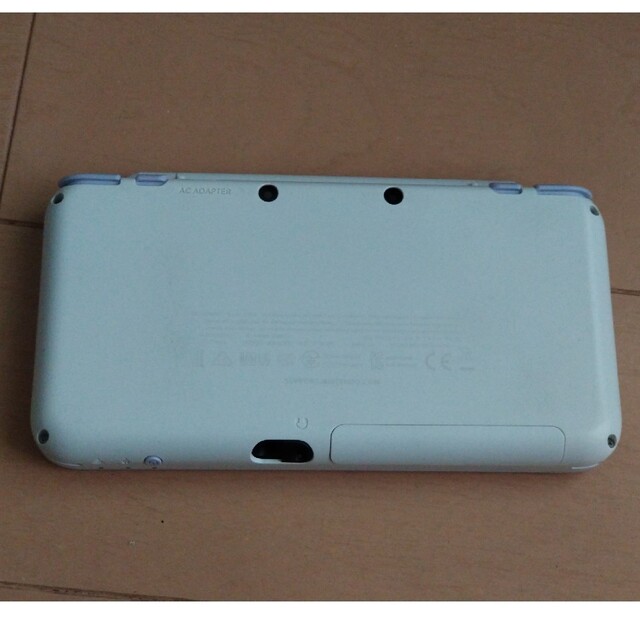 ニンテンドー2DS(ニンテンドー2DS)の【故障なし】Newニンテンドー2DS LL エンタメ/ホビーのゲームソフト/ゲーム機本体(携帯用ゲーム機本体)の商品写真