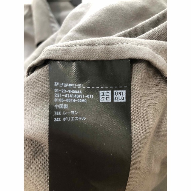 UNIQLO(ユニクロ)の新品未使用 ユニクロ レーヨンスキッパーブラウス（7分袖）Lサイズ カーキ レディースのトップス(シャツ/ブラウス(長袖/七分))の商品写真