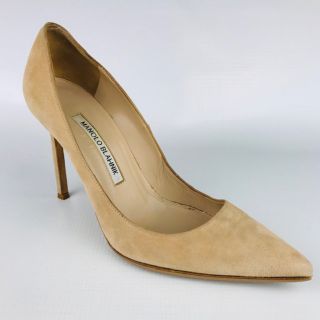 マノロブラニク(MANOLO BLAHNIK)の良品★マノロブラニク★スエードレザー ポインテッドトゥ パンプス(37)(ハイヒール/パンプス)