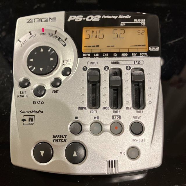 zoom MTR PS-02 Palmtop Studio デジタル　レコーダー