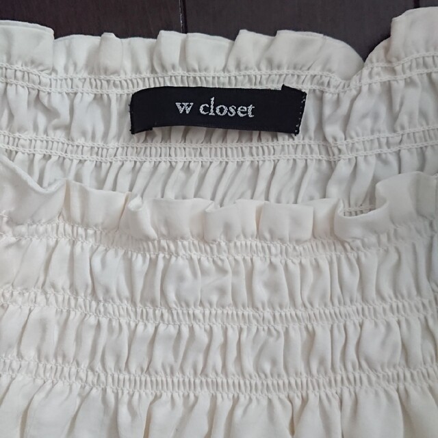 w closet(ダブルクローゼット)のw closet＊オフショルダー ブラウス リボン オフホワイト レディースのトップス(シャツ/ブラウス(半袖/袖なし))の商品写真